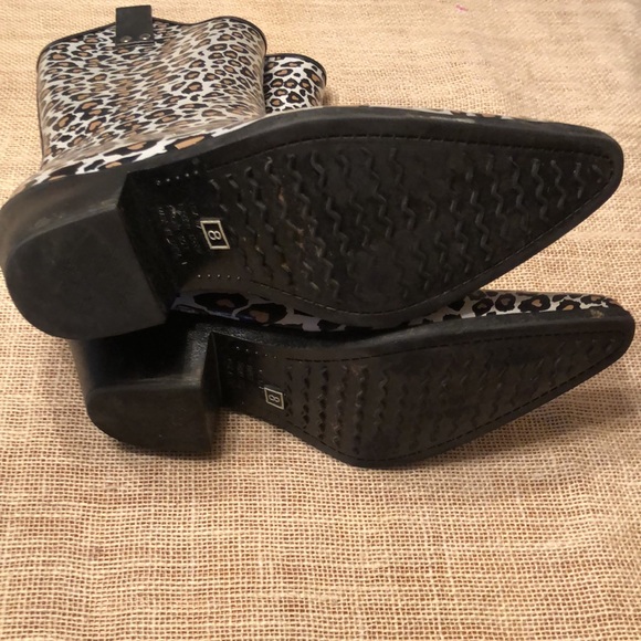 Nomad Rubber Boots - Picture 6 of 7